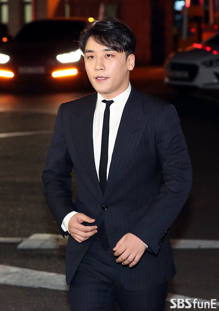 승리 "정준영 몰카 말렸다..나는 일개 연예인, 최순실·황교안 몰라"