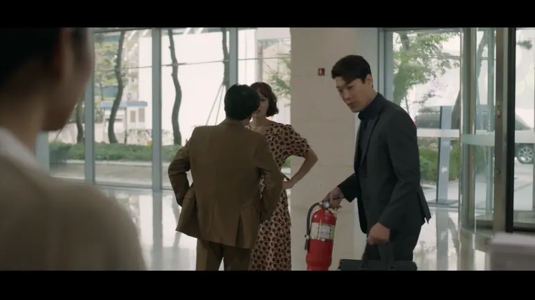 [OCN 달리는조사관_첫방송] 이요원 , 인권증진위원회 의 에이스 조사관 이 되다