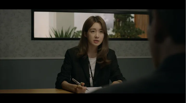 [OCN 달리는조사관_첫방송] 이요원 , 인권증진위원회 의 에이스 조사관 이 되다