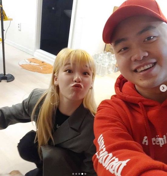 오마이걸 승희 “탱크 안진웅 협박성 메시지(과거에 만난 아이돌 남자친구, 남성 편력, 팬 기만, 자신과 나눈 음담패설 노래에 담아) 스토킹 피해자…법적대응”