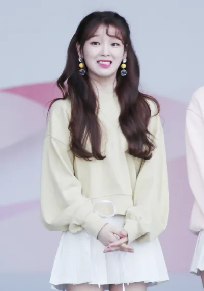 오마이걸 승희, 탱크 '순이' 저격 WM엔터테인먼트 공식입장 법적대응