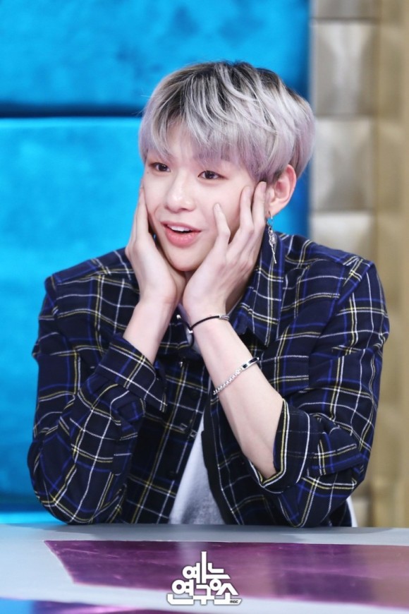 강다니엘! 파라노이아 티저공개♡3년만에 MBC 라디오스타에 출연♡ 설날앞두고 한복입고 윷놀이에 정감이 넘쳐♡ Rayli 흑발 녤의 화보♡