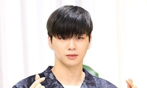강다니엘! 파라노이아 티저공개♡3년만에 MBC 라디오스타에 출연♡ 설날앞두고 한복입고 윷놀이에 정감이 넘쳐♡ Rayli 흑발 녤의 화보♡